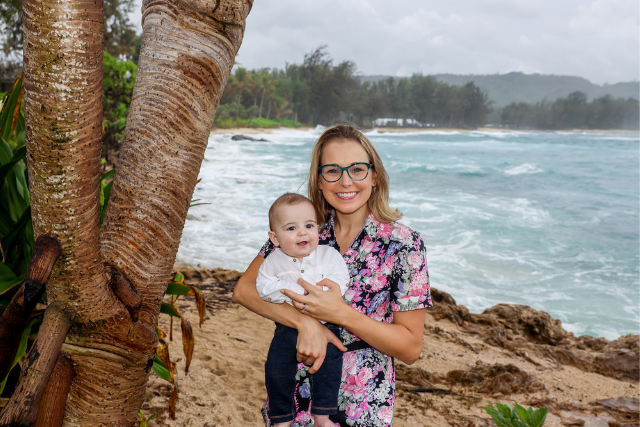 Jenna Pastuszek posting with baby by ocean on Informed Pregnancy Blog